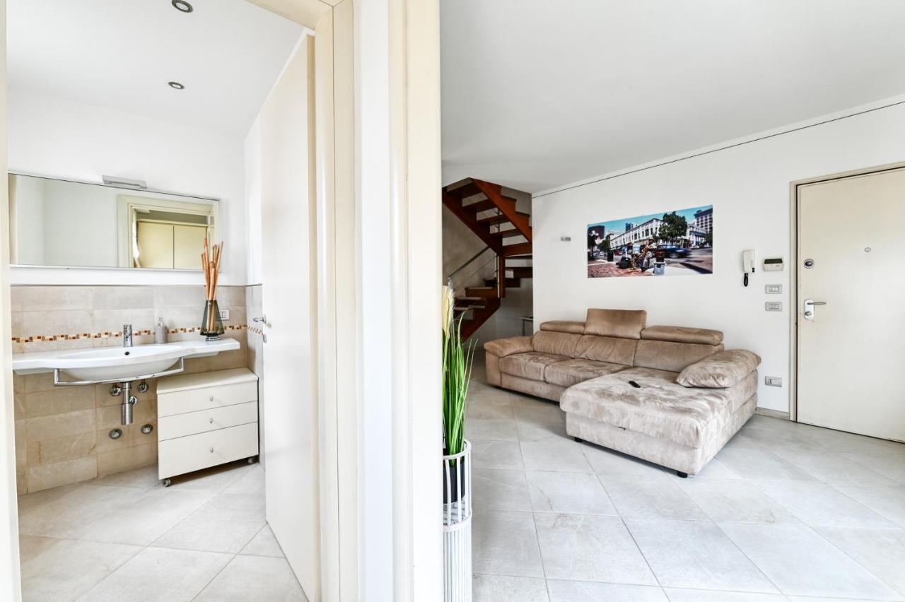 Pearl House - Sirmione Holiday - Jacuzzi Privata Luaran gambar