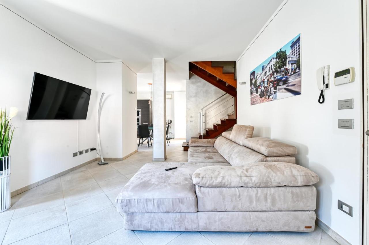 Pearl House - Sirmione Holiday - Jacuzzi Privata Luaran gambar